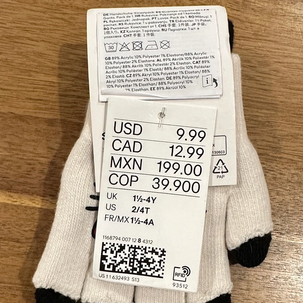 Sanrio Hello Kitty Kids Mittens
